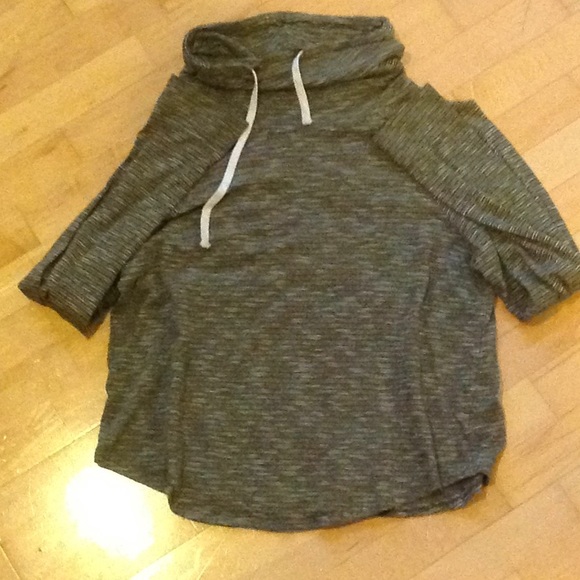 Aeropostale Tops - Aeropostale Sweatshirt